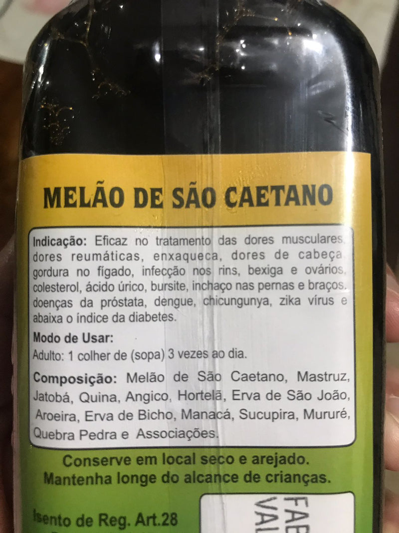 Melão de São Caetano com Erva de Bicha e Manacá